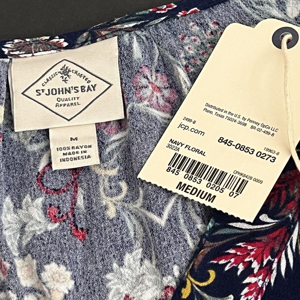 St John's Bay Top M Navy Multi Floral Whimsigoth Pullover Casual Boho Shirt‎ - Picture 11 of 12